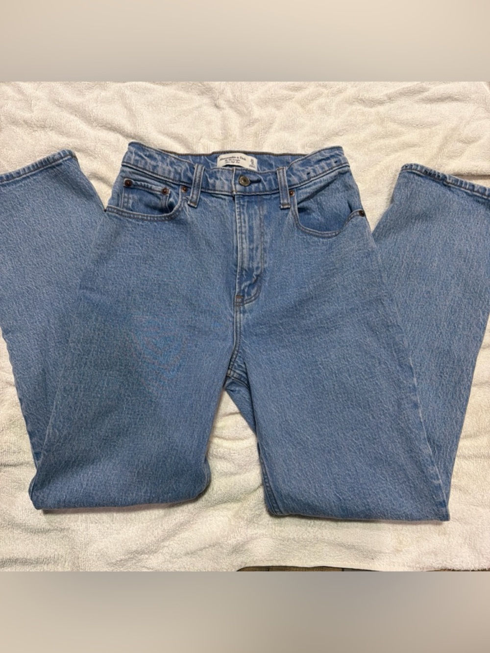 A&F Fitch 90s Straight Jeans